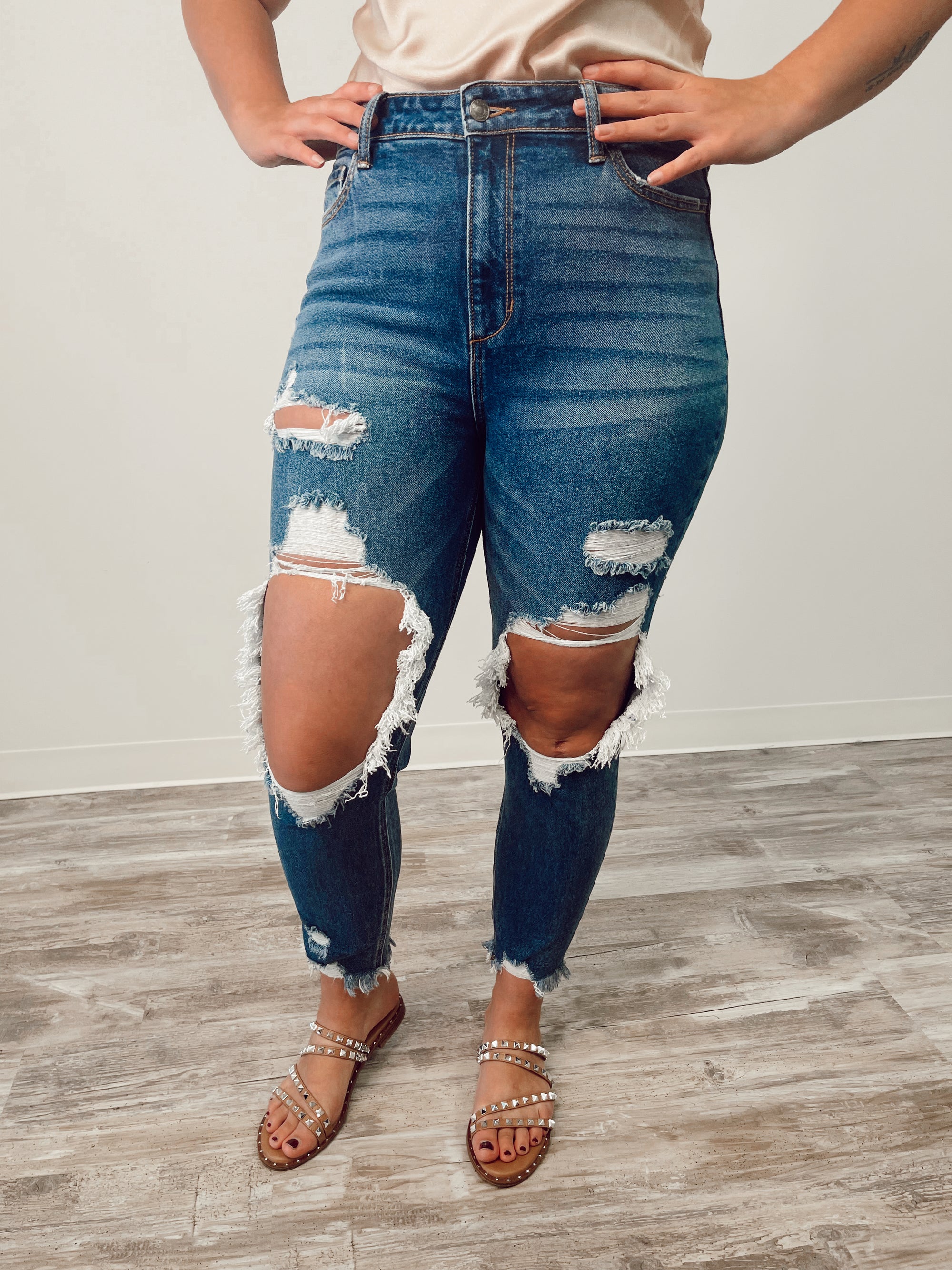 Florence High-Rise Distressed Mom Skinny Jean